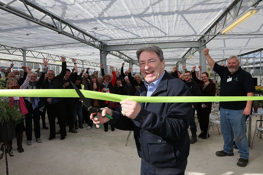 Alan Titchmarsh opens the new greenhouse 2018